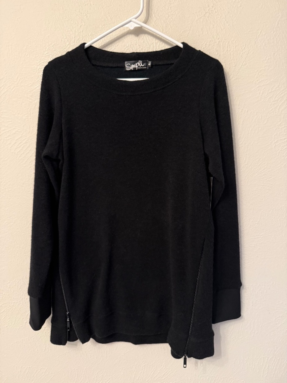 NWT Sympli Canada‎ Black Pullover Sweater size 8 Double Zip Front Detail